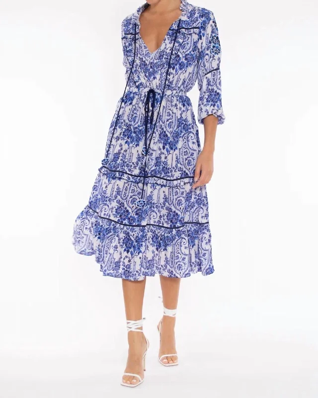 Baxedes Dress In Blue Flowers | Blue Flowers