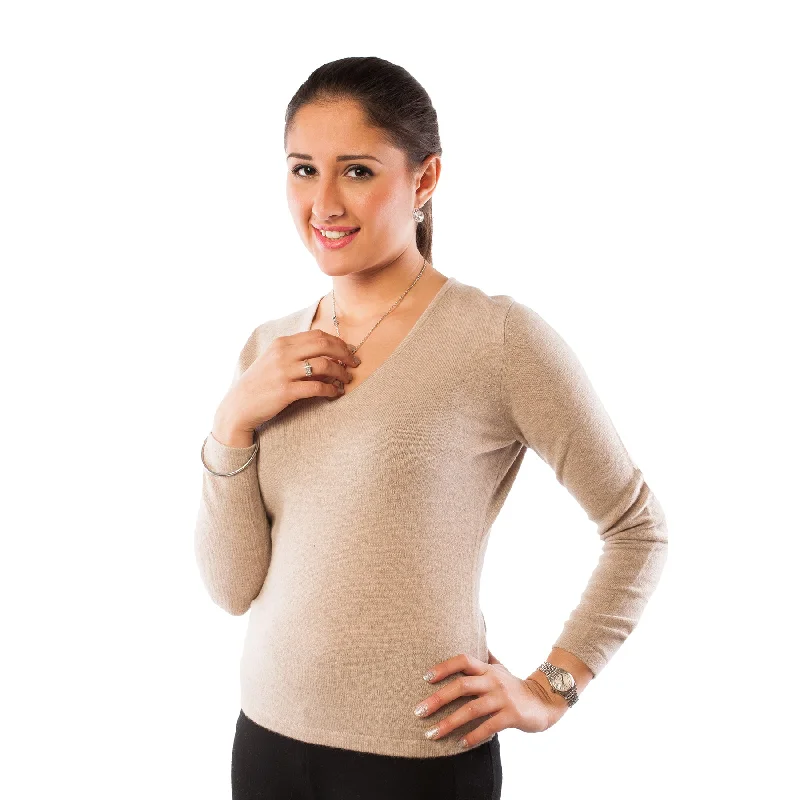 Women's 100% Cashmere V-Neck Jumper Dunedin Cashmere Sand Beige Polka Dot Checkered Tartan Women's 100% Cashmere V-Neck Jumper Dunedin Cashmere Sand Beige Polka Dot Checkered Tartan