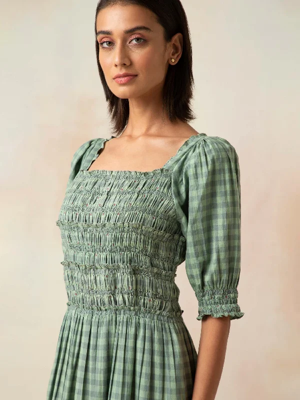 Art House Smock Maxi Dress Comfortable Pleated Maxi Dress