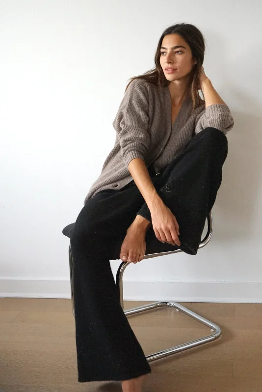 The Rocio Cashmere Pants // Noir Casual Lounge Pants