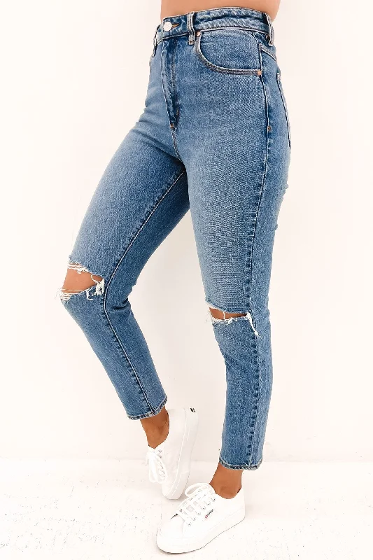 A 94 High Slim Jean Erin Rip RCY Trendy Flared Leg Jeans